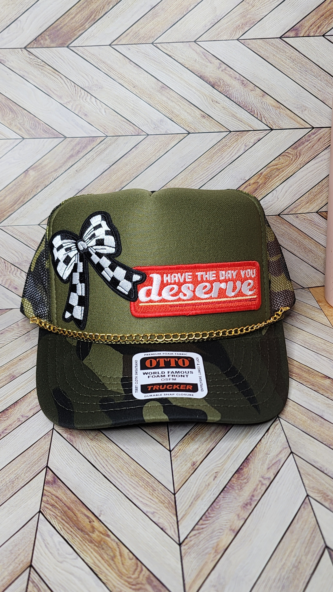 Camo Deserve