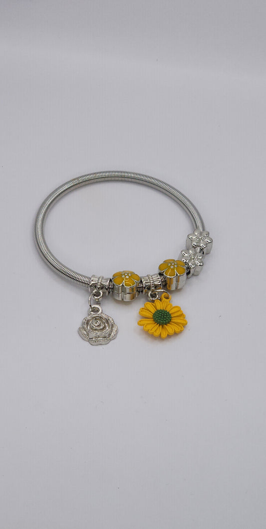 Silver/Yellow Flower Stretch Bracelet