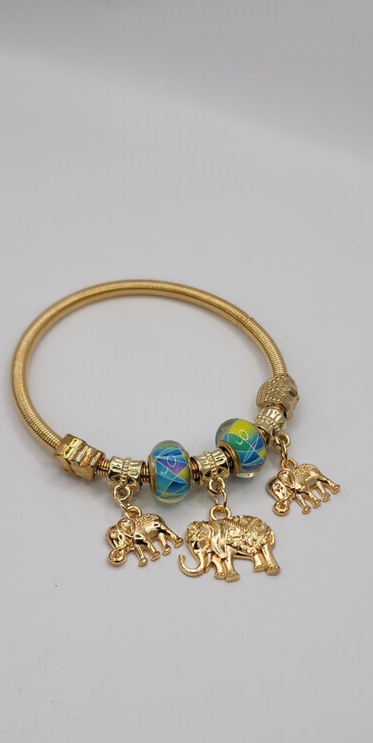 Gold Elephant Stretch Bracelet